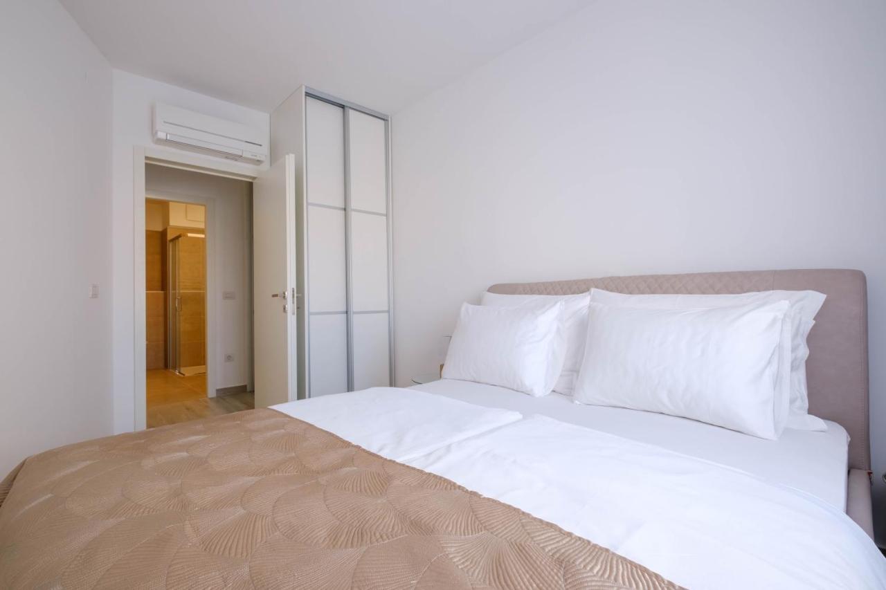 Mb Luxury Apartments Задар Екстер'єр фото