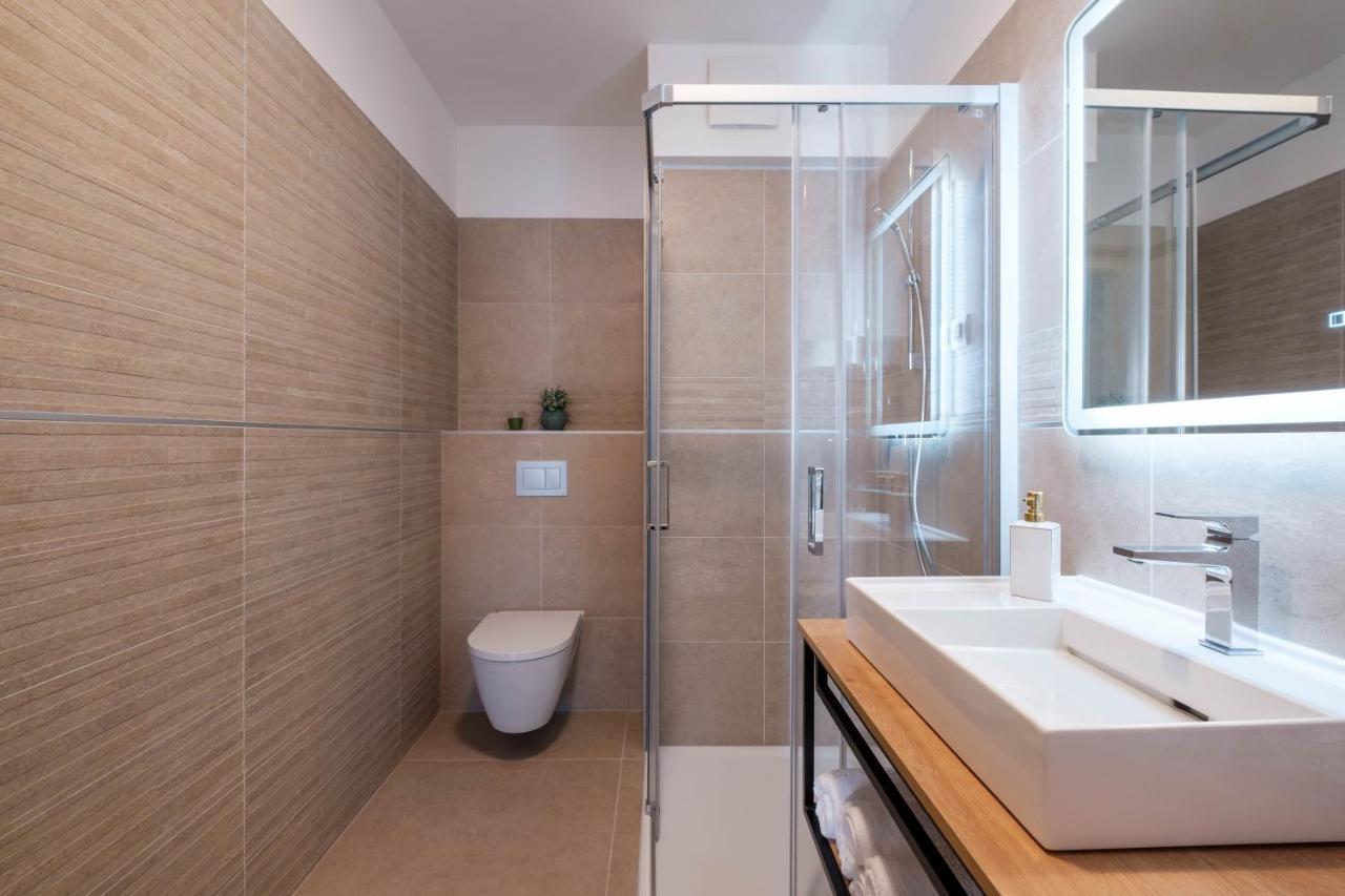 Mb Luxury Apartments Задар Екстер'єр фото